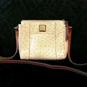 Dooney & Bourke ostrich Lexington
Crossbody light pink NWOT